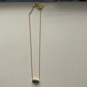 kendra scott necklace!